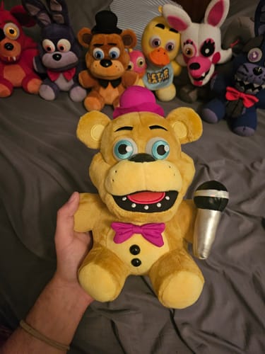 Customer photo review of Five Nights at Freddy's - Fredbear Collector's Plush