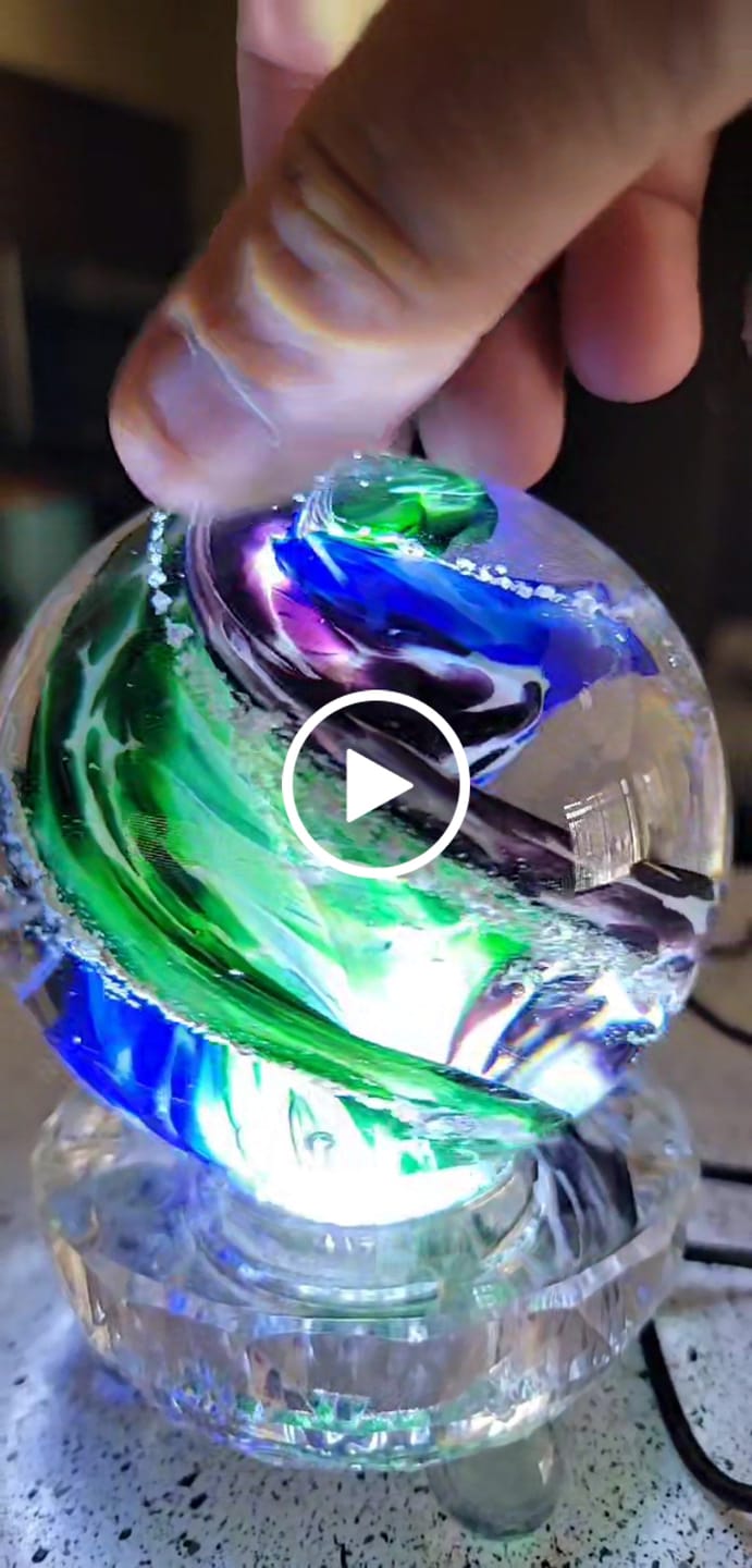 Customer video review of Lucite Light Stand - White Light