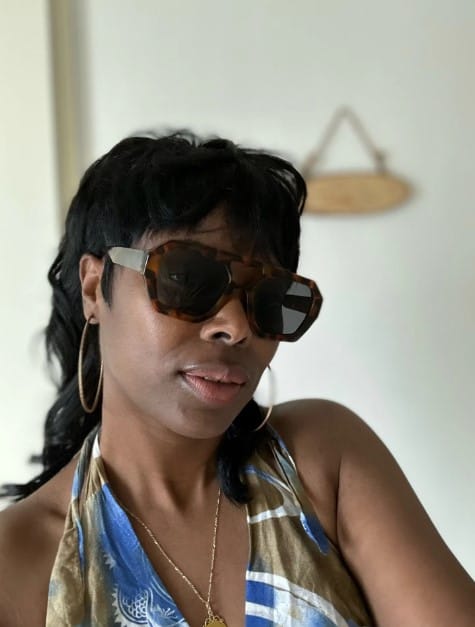 Customer photo review of Luvwin Pixie Cut Wigs Glueless Mullet Wigs With Bangs For Black Women