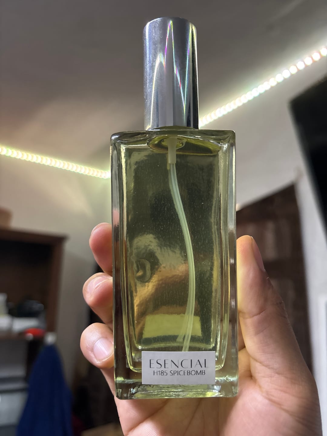 Customer photo review of H185 Inspirado en: Spicebomb - Viktor & Rolf