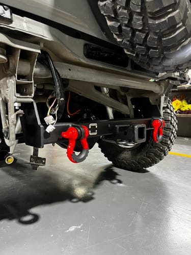 Customer photo review of Tirón de Arrastre Clase III para Suzuki Jimny + Grilletes