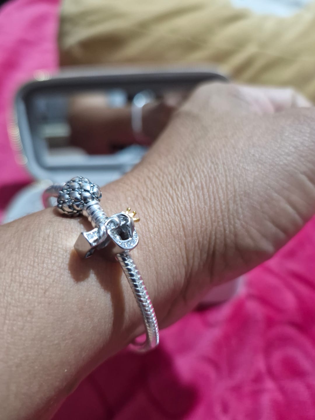 Customer photo review of Charm Letras del Alfabeto Elegantes