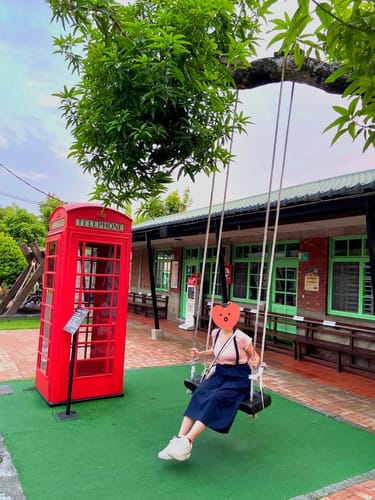 Customer photo review of Alina Tiered Midi Skirt ( removable strap )