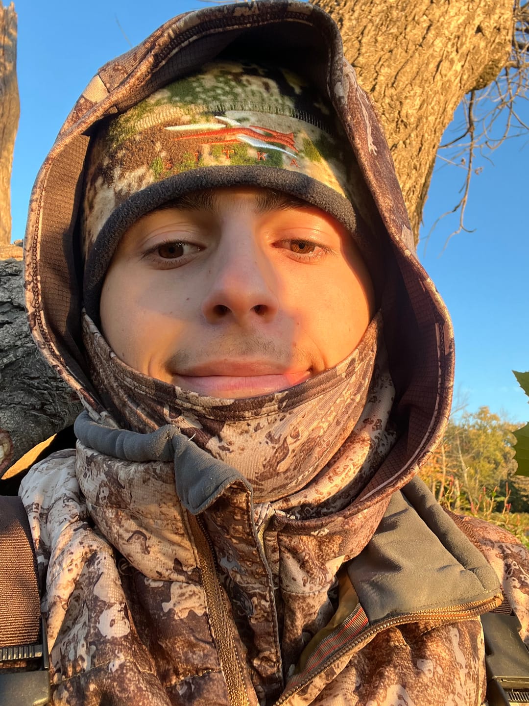 Customer photo review of Seeker Pro Insulated Duck Waterfowl Hunting 1400 Gram 3M Thinsulate Neoprene Chest Waders