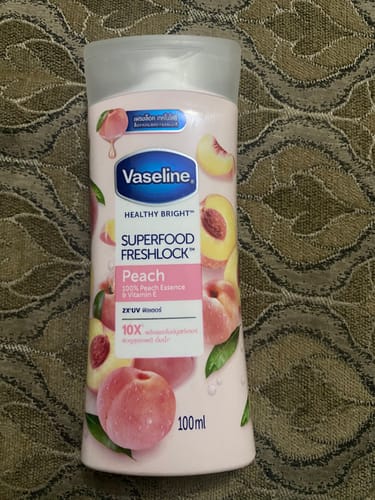 Customer photo review of Vaseline Peach Superfood Lotion 100ml