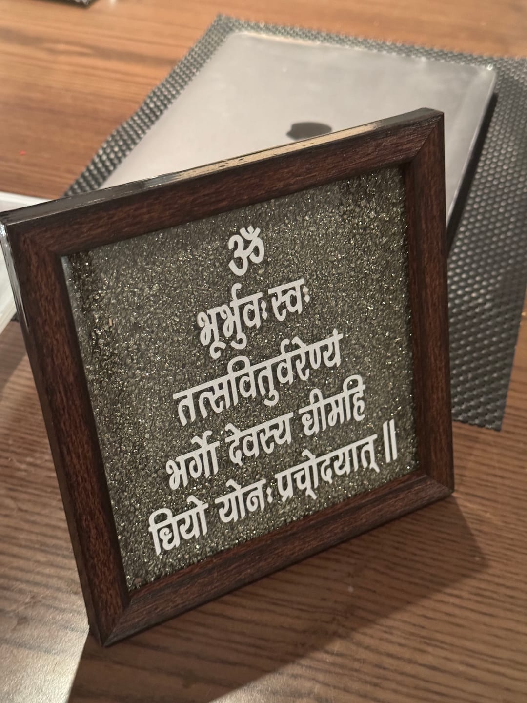 Customer photo review of Gayatri Mantra Dust Plate (Complimentary Wooden Frame)