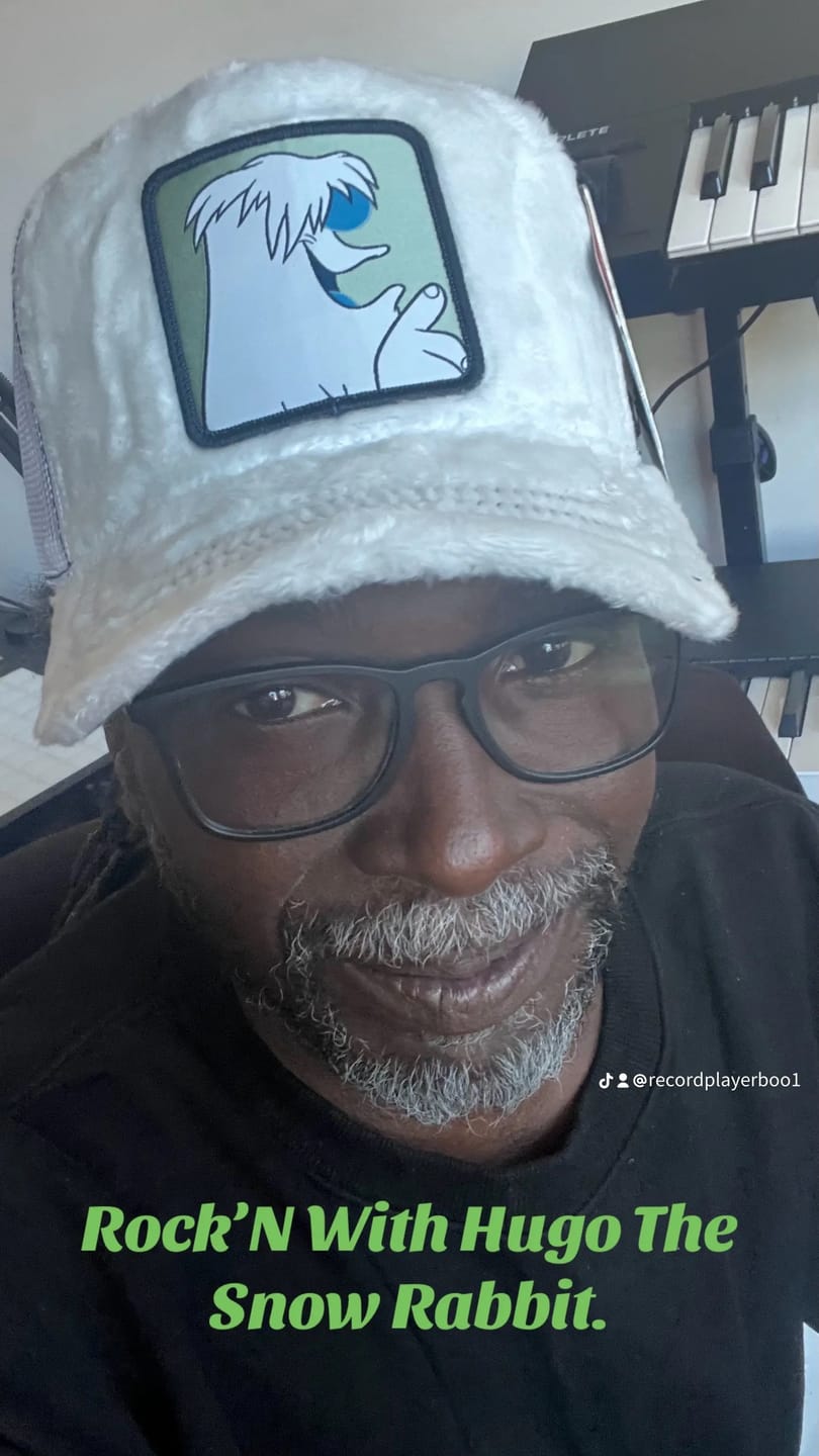 Customer photo review of OVERLORD X Peanuts: Linus Trucker Cap