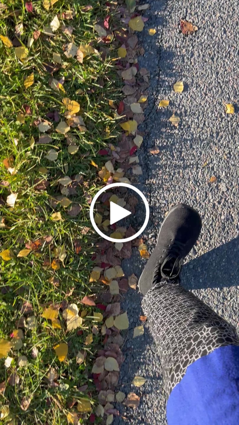 Customer video review of Vaistoa Tunto | Felt Barefoot Sneakers