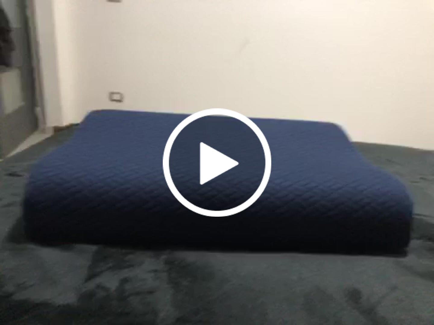 Customer video review of Hard Curved Latex Pillow