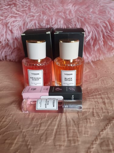 Customer photo review of Venom™ Pheromone Perfume Collection