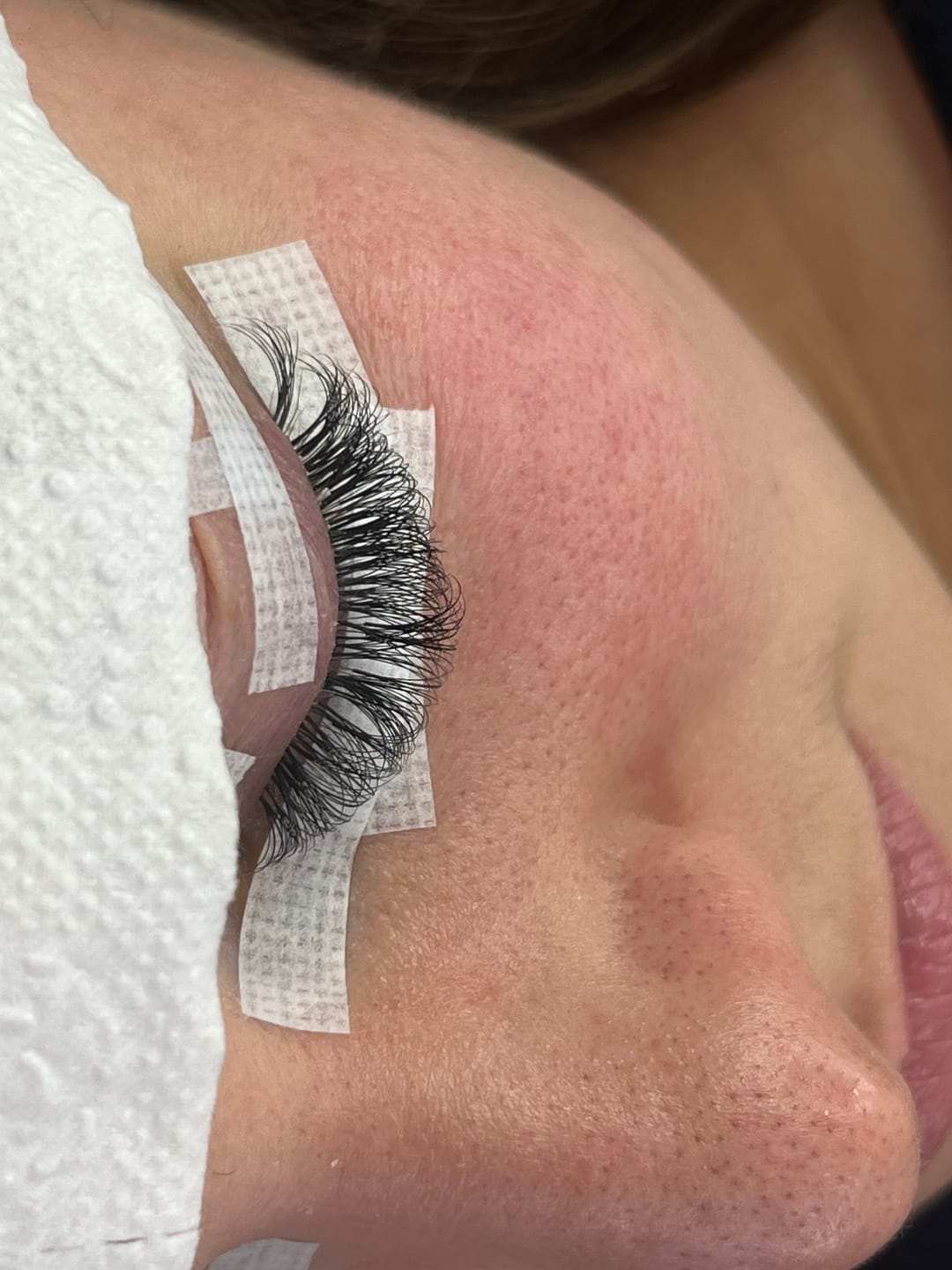 Customer photo review of Mar Preto Black Lash Adhesive