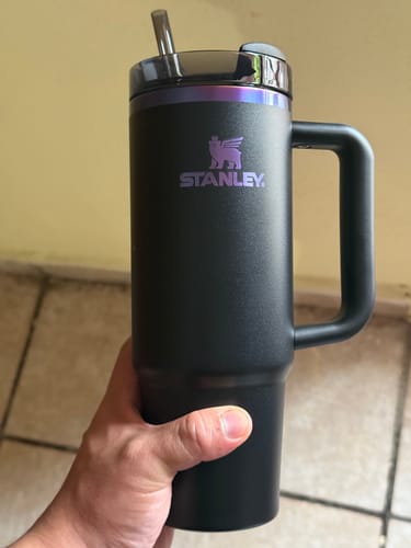Customer photo review of Stanley Quencher H2.0 Flowstate™ Tumbler Black Chroma | 887ML