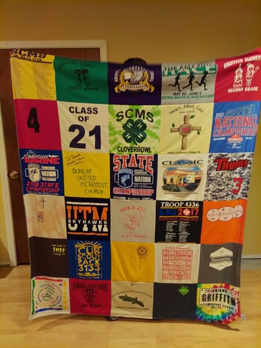 Customer photo review of Project Repat T-Shirt Quilt
