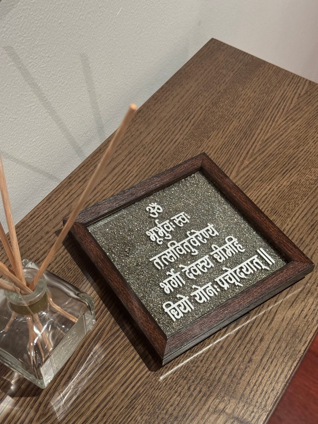Customer photo review of Gayatri Mantra Dust Plate (Complimentary Wooden Frame)