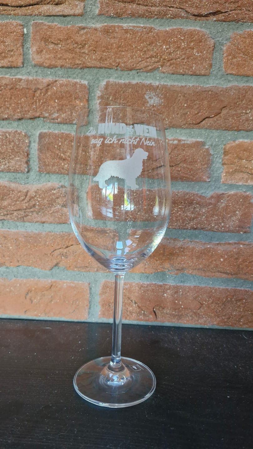 Customer photo review of Zu Hund und Wein sag ich nicht nein - Individuelles Weinglas