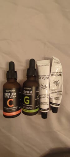 Customer photo review of NUEVO: Serum Ácido Glicólico + Aloe vera + Glicerina - Para Todo Tipo de Piel - 30ml