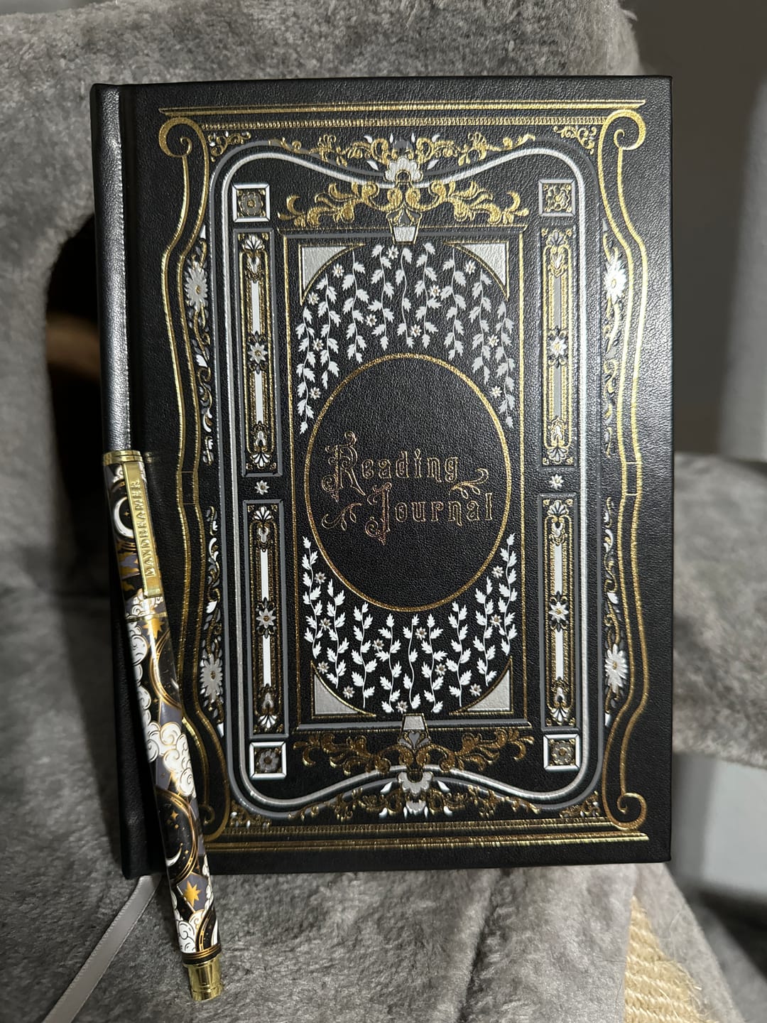 Customer photo review of The Reading Journal - Black