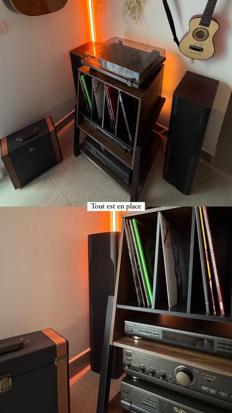Customer photo review of Record Player Stand Eiffel Series