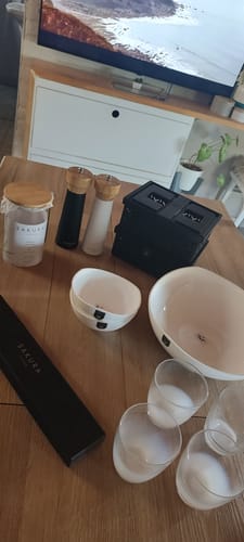 Customer photo review of Ensaladera Crippa Guggenheim Blanca 29 cm