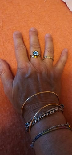 Customer photo review of Bague mauvais oeil dorée en acier inoxydable