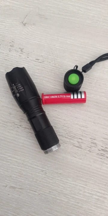 Customer photo review of Lumen Pro - taktische Taschenlampe für pure Helligkeit und Sicherheit