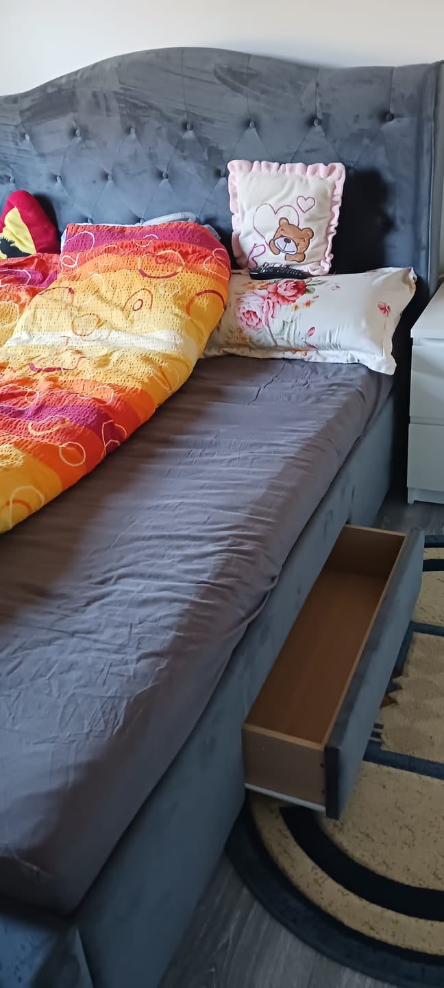 Customer photo review of Pat ASPEN 160x200, stofa catifelata gri - BLUVEL 14, cu somiera