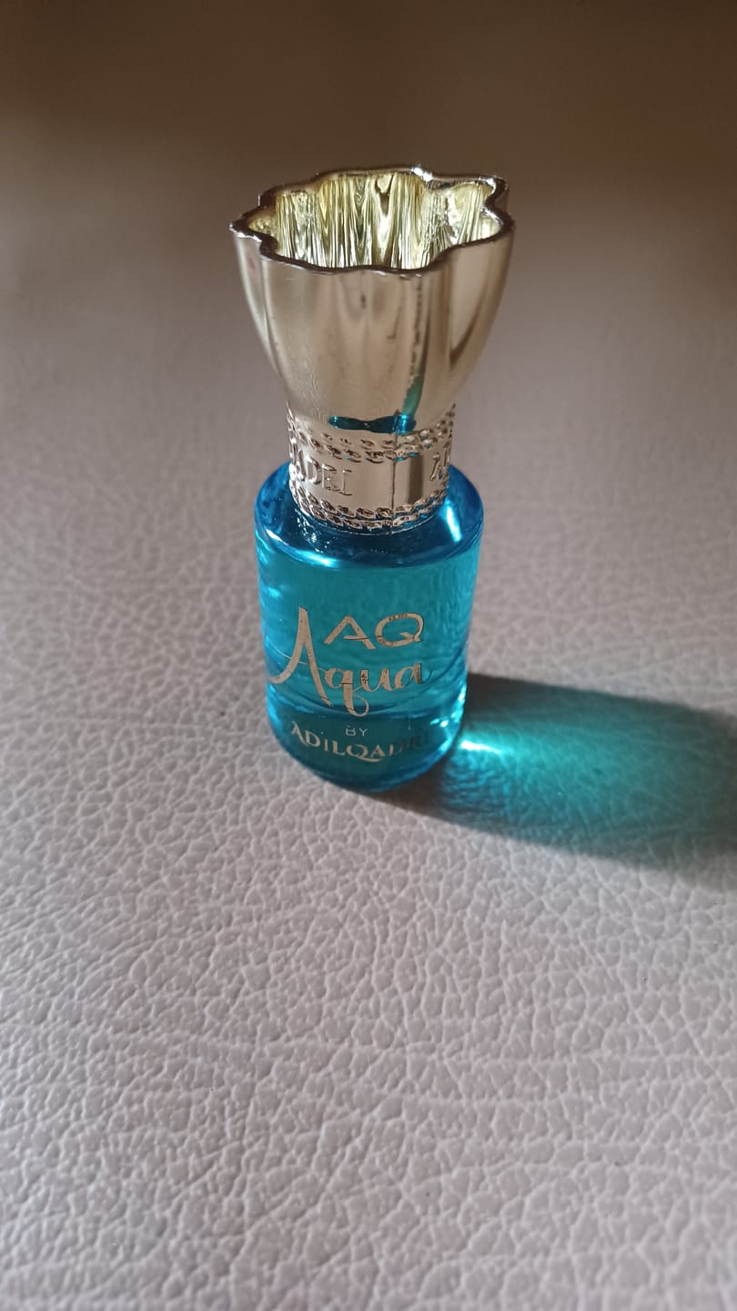 Customer photo review of AQ Aqua Luxury Attar Perfume
