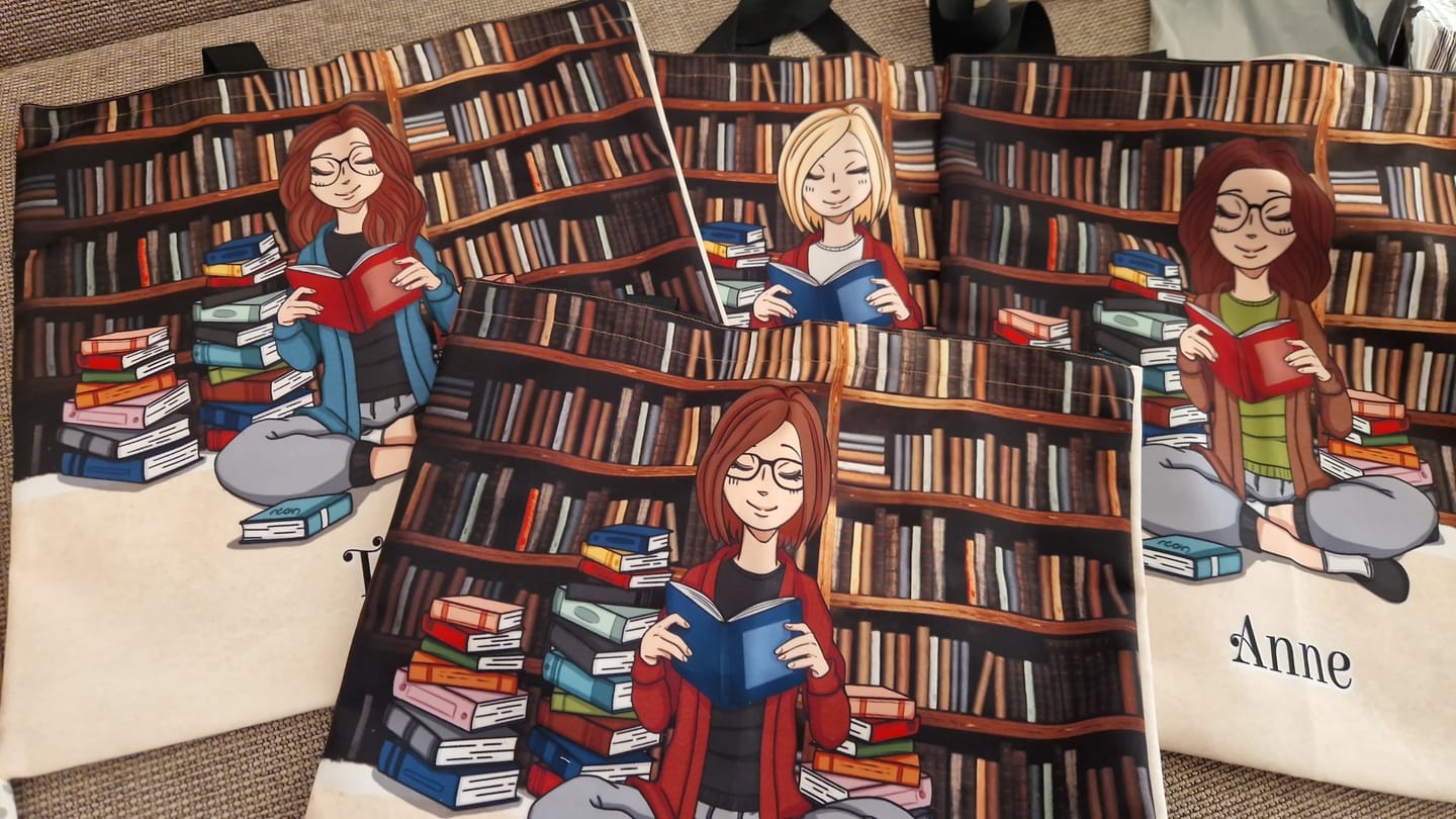Customer photo review of Büchermädchen - Individuelle Tragetasche