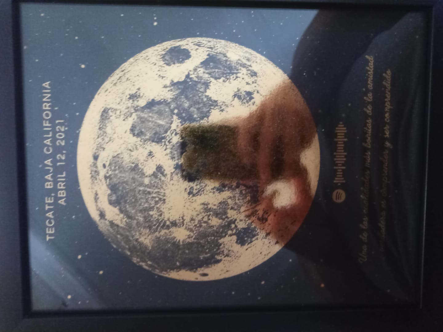 Customer photo review of Mapa Lunar Holográfico