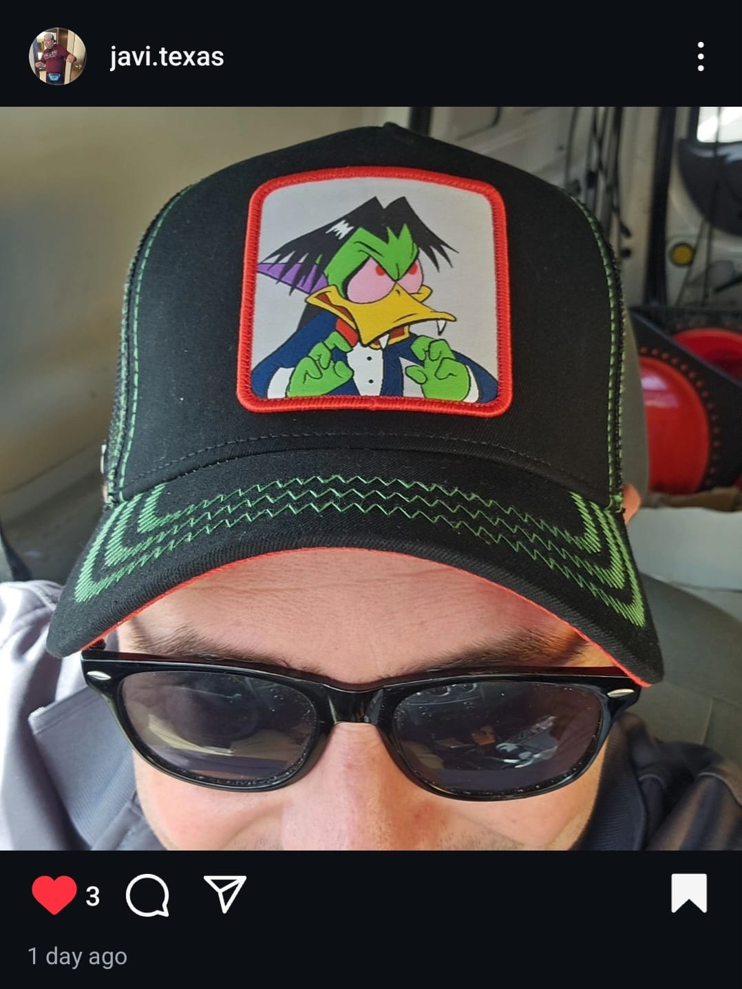 Customer photo review of OVERLORD X Count Duckula: Duckula Trucker Cap