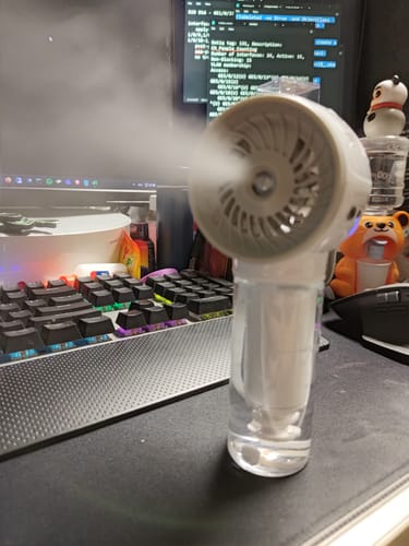 Customer photo review of izzCool 10 Pro - Handheld Air Conditioner Fan (4,000mAh - WHITE)