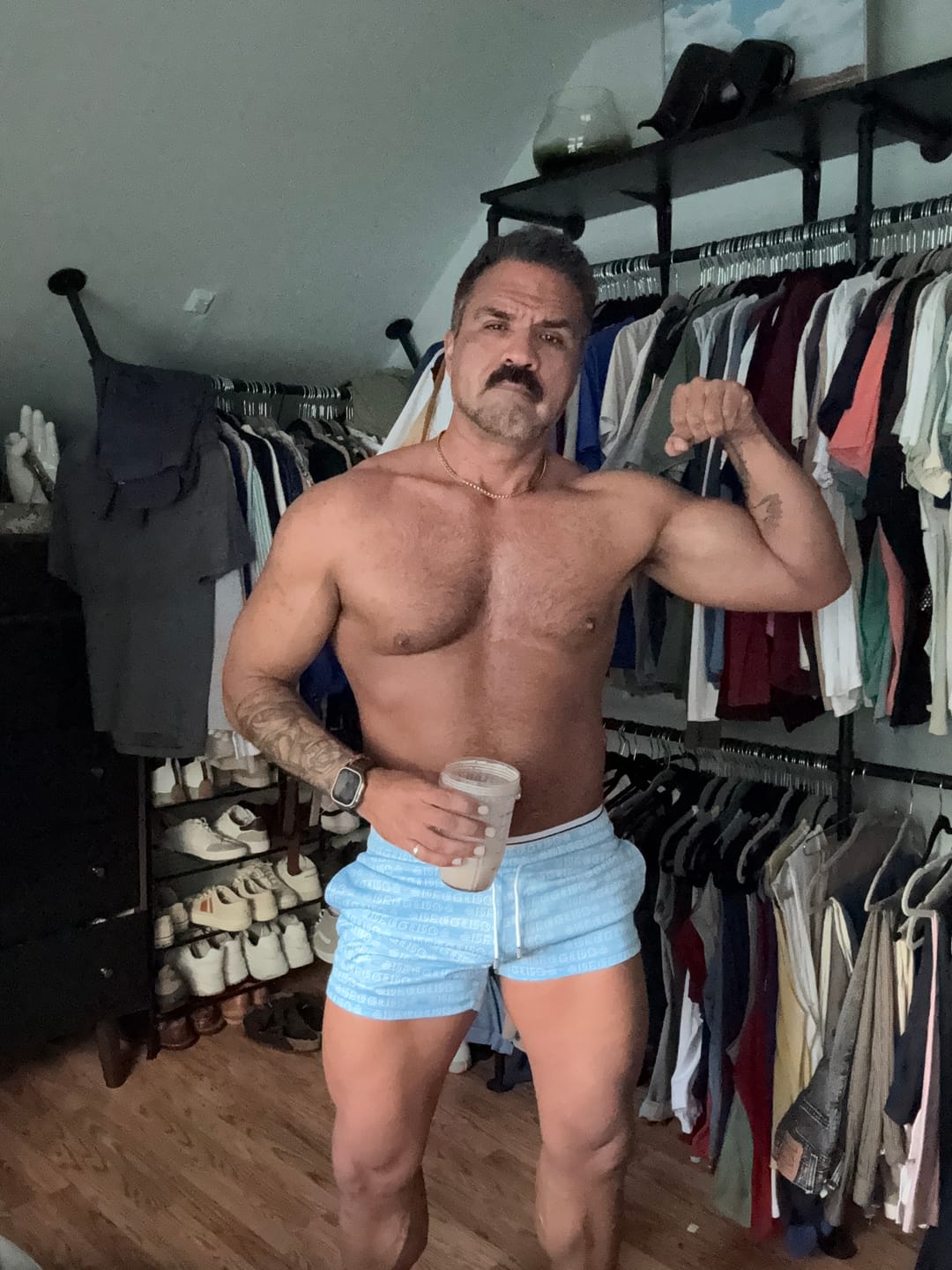 Customer photo review of Mesh Shorts 4" Inseam - UNC Blue