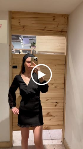 Customer video review of Vestido Panal Black