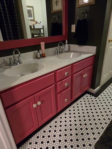 Customer photo review of Miracle Paint - Drama Queen (32 oz.)