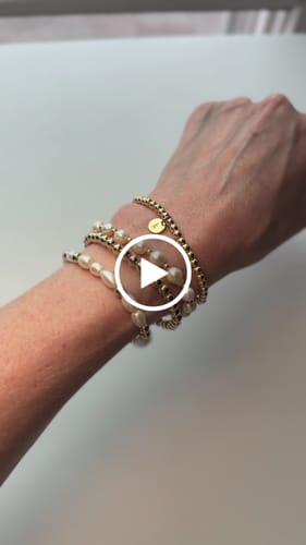 Customer video review of ivy bracelet