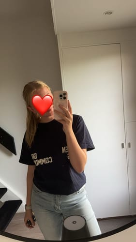 Customer photo review of GATED COMMUNITY T-SHIRT NAVY