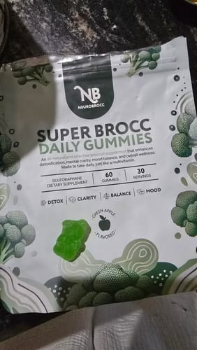 Customer photo review of NeuroBrocc Gummies