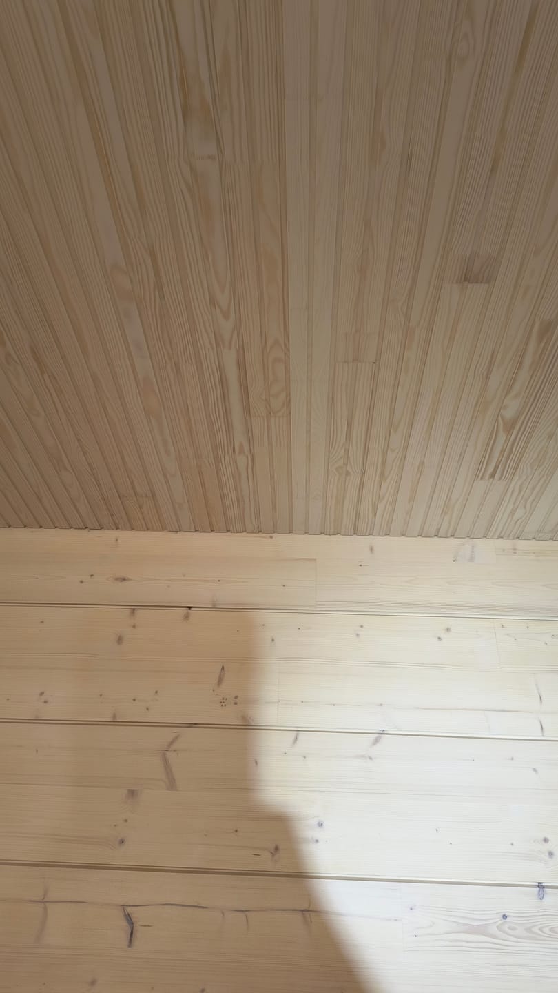 Customer photo review of Rimapaneeli 15x95, Mänty, Käsittelemätön, Päätypontattu