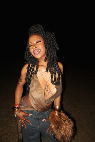 Customer photo review of PRISM (GOLD GRILLZ)