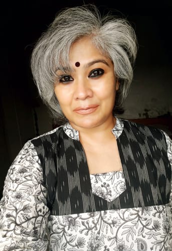 Customer photo review of Arya Floral  Black And White Jaipuri Printed With Ikat Trims Kurti (Optional Pants)