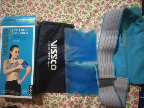 Customer photo review of Icecool Gel Pack | Re-Freezable for Instant Pain Relief & Swelling (Blue)