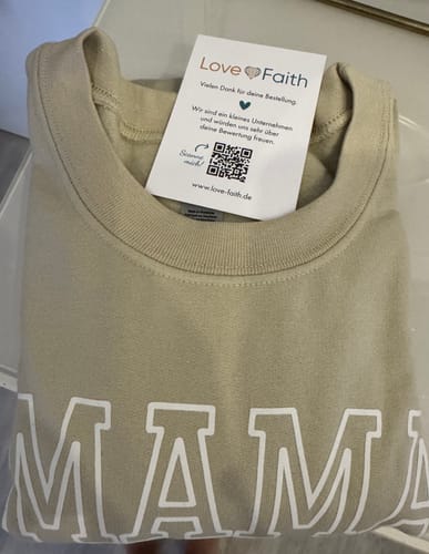 Arbenita B. review of Für Mama - Personalisierter Sweater mit 3D Aufdruck für Mama mit Namen image 1 out of 1