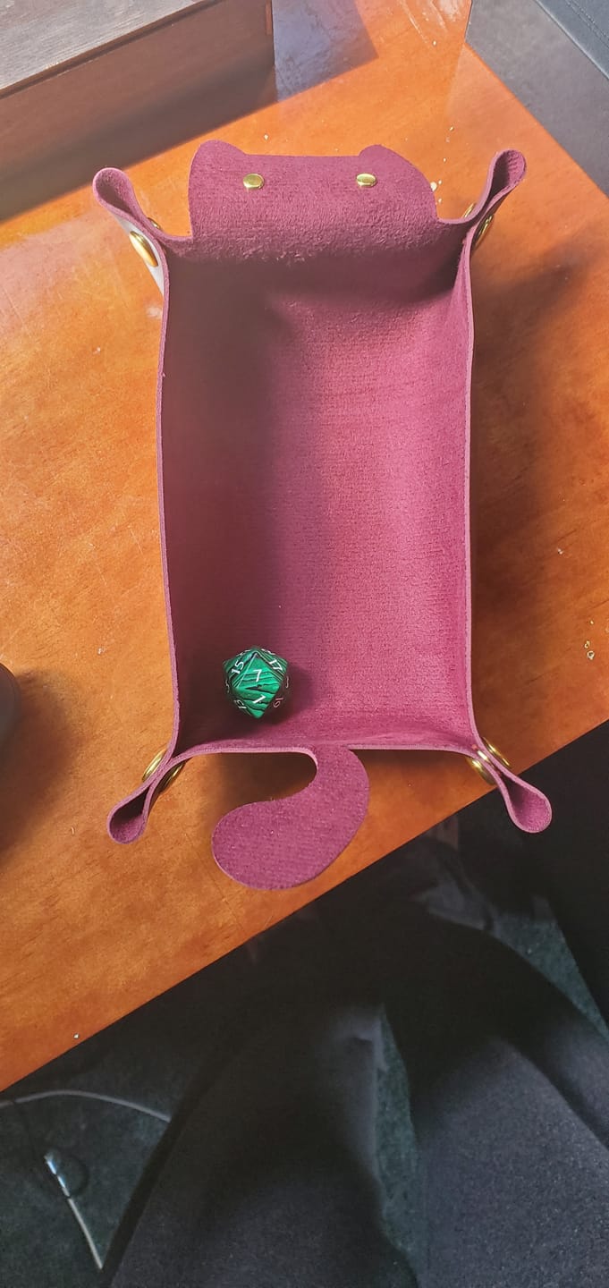 Customer photo review of URWizards Soft PU Leather Dice Tray Cat