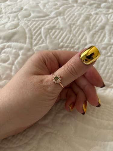 Customer photo review of Blooming Tulips (Candle)