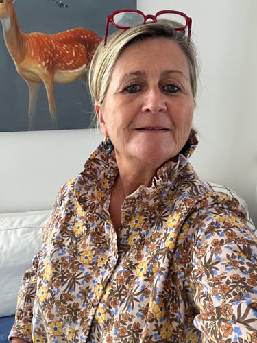 Customer photo review of Blouse Marthe -  velours milleraies fleuri champêtre