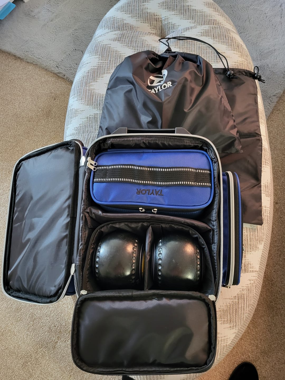 Customer photo review of Taylor Bowls Compact Trolley 375