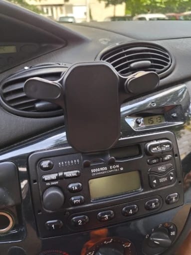 Customer photo review of Air Phone Holder - Soporte de Celular Para Vehículo