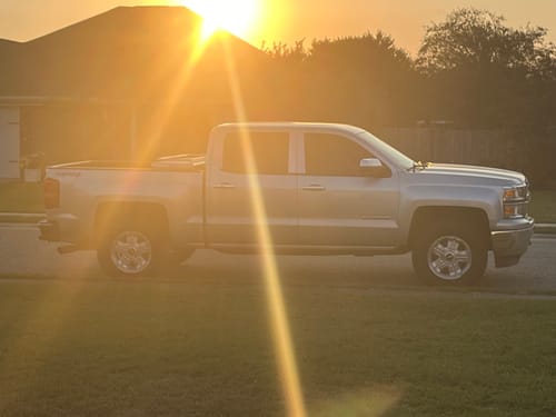 Customer photo review of 3" Front And 2" Rear Leveling Lift Kit For 2007-2020 Chevy Silverado GMC Sierra 2WD/4WD