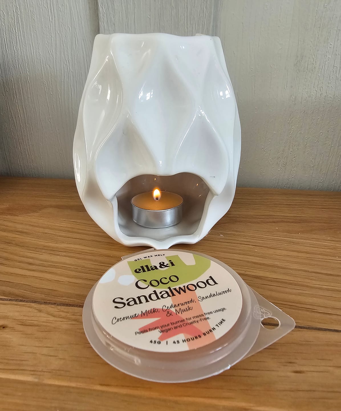 Customer photo review of Coco Sandalwood Gel Melt