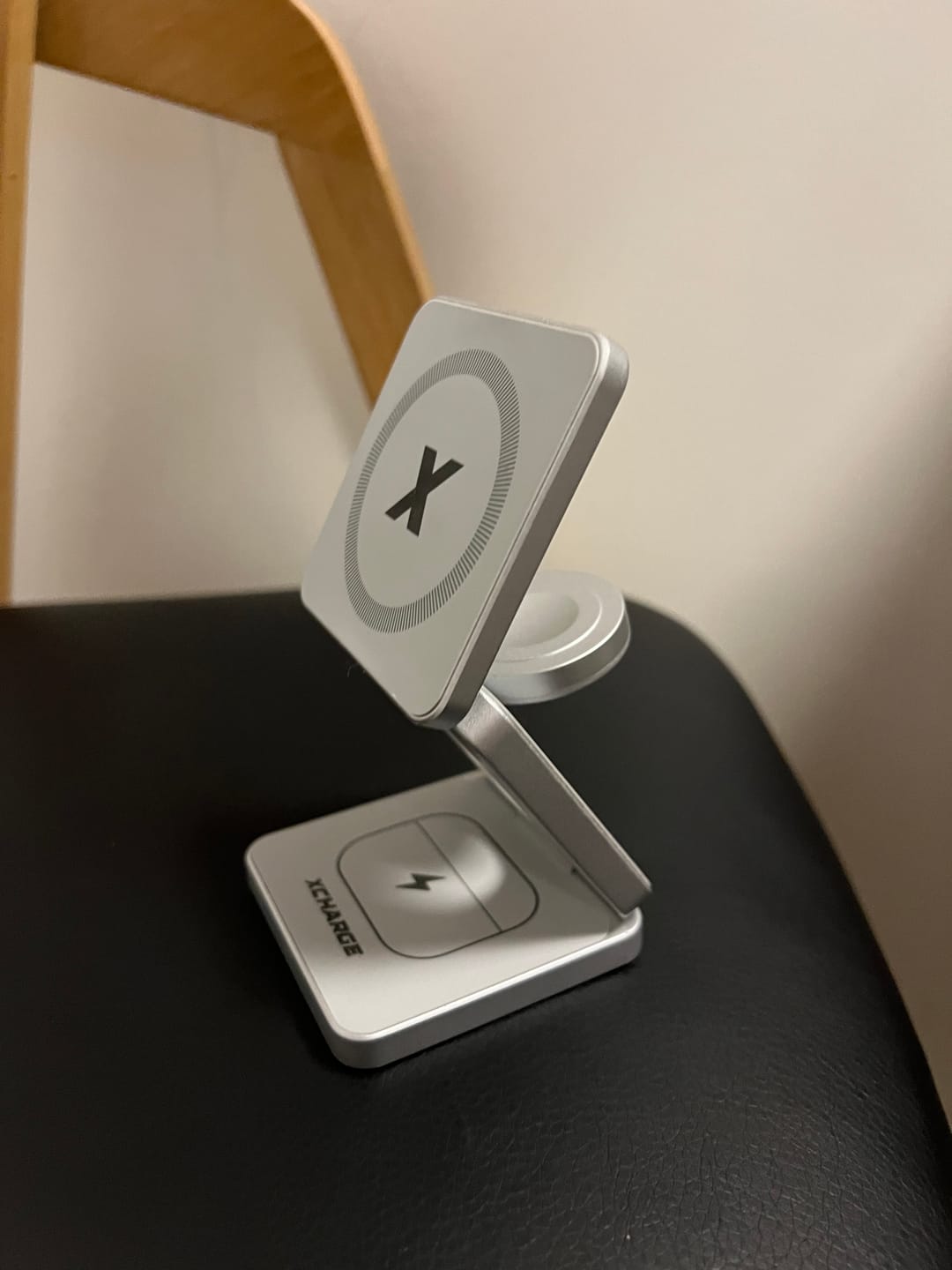 Customer photo review of XCHARGE T15™ - Foldbar 3-i-1 Trådløs Oplader